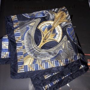 Vintage Itallian silk tie, pocket square